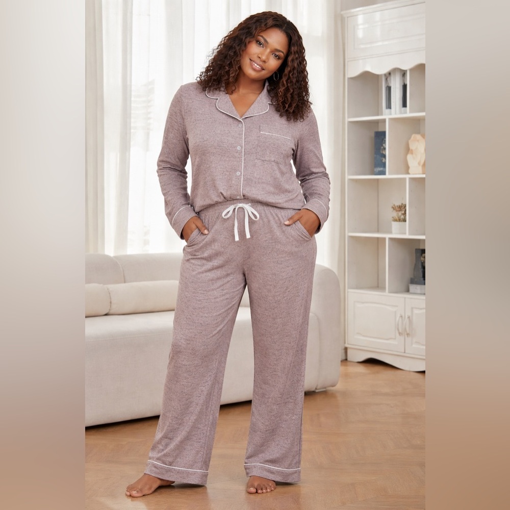 NWT Cozy Pajama  Set with Pockets Size Large